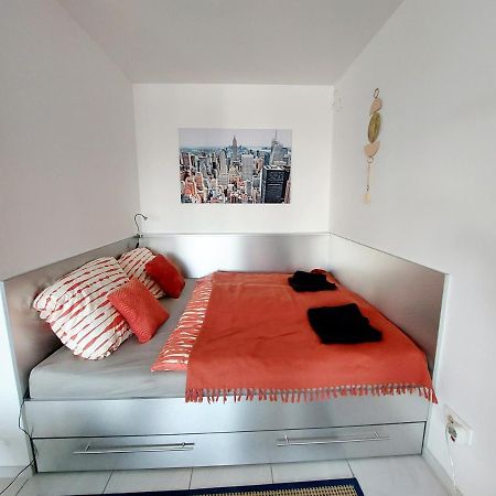 Tower Apartment With Private Terrace Next To Uno 비엔나 외부 사진